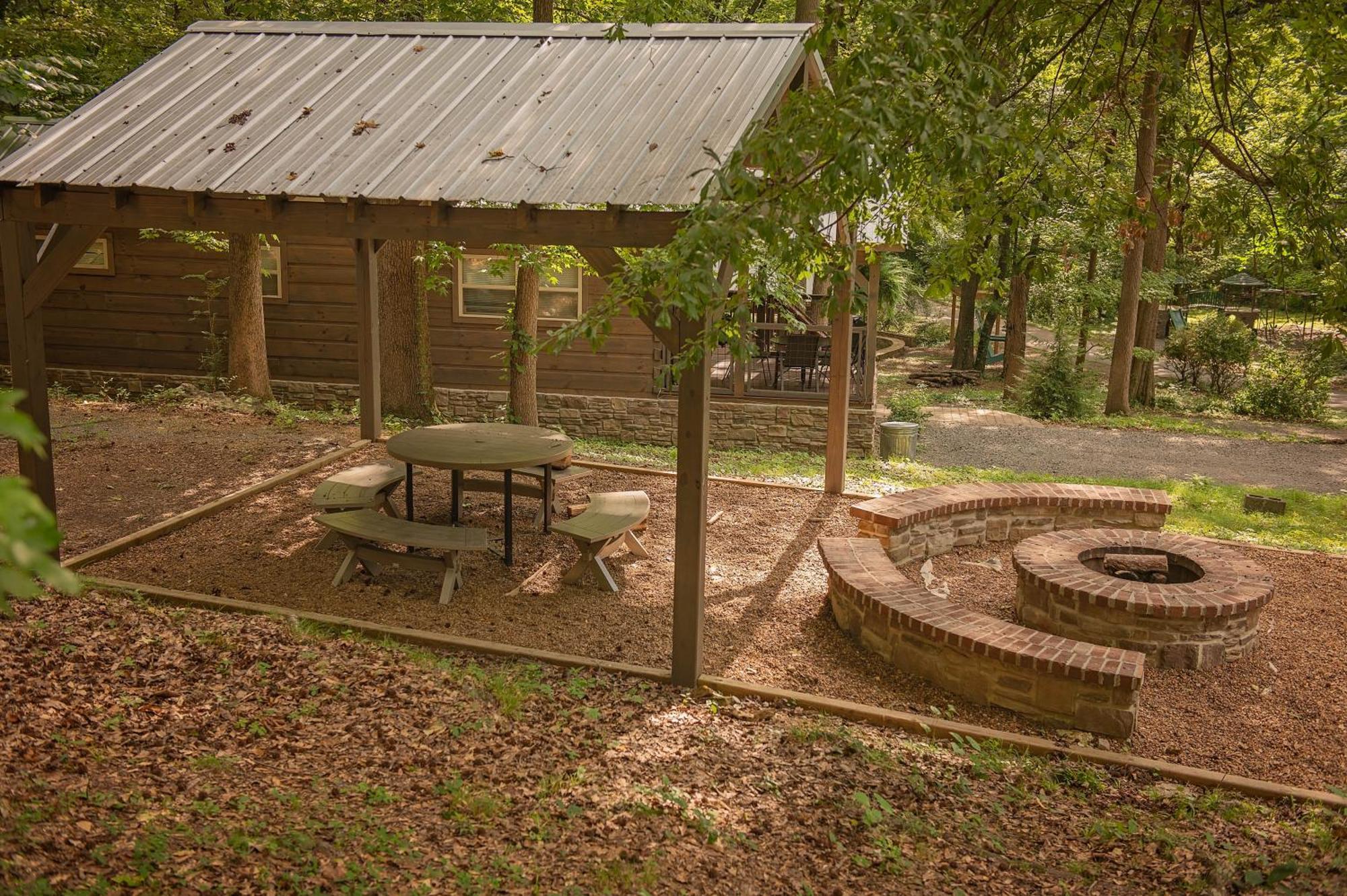 Ryon Tiny Home Cabin City-Side Rustic Retreat Chattanooga Eksteriør bilde